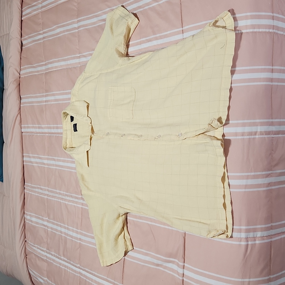 Xl Arrow brand button up shirt